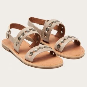 Frye "Ally 2" Hammered Stud Leather Sandal Grey Tan | Women's Size 7.5